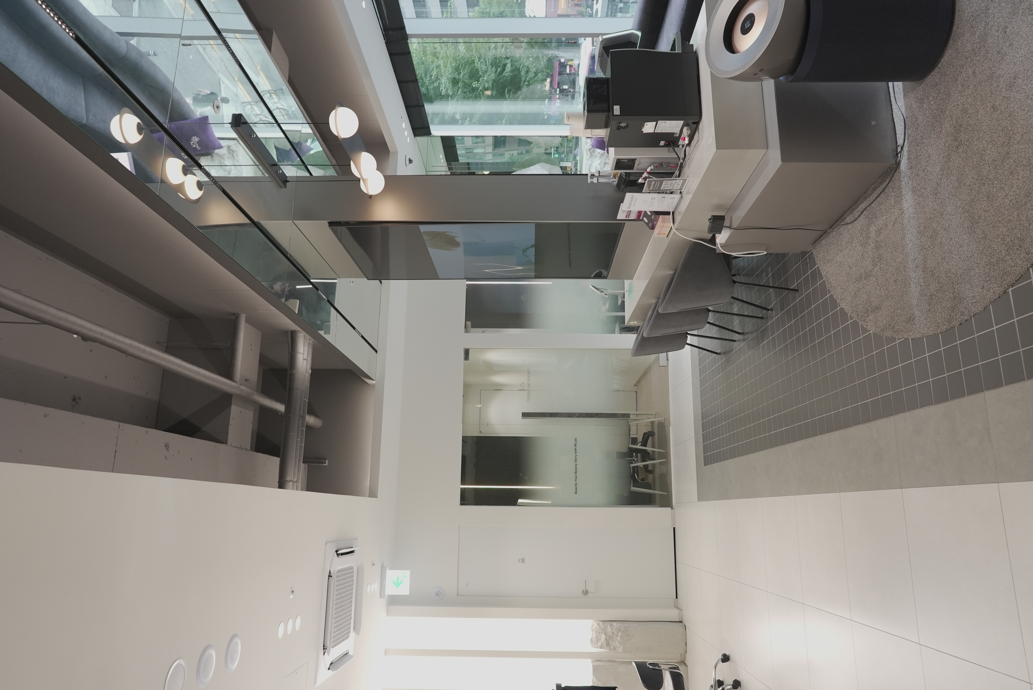 Salon image 2