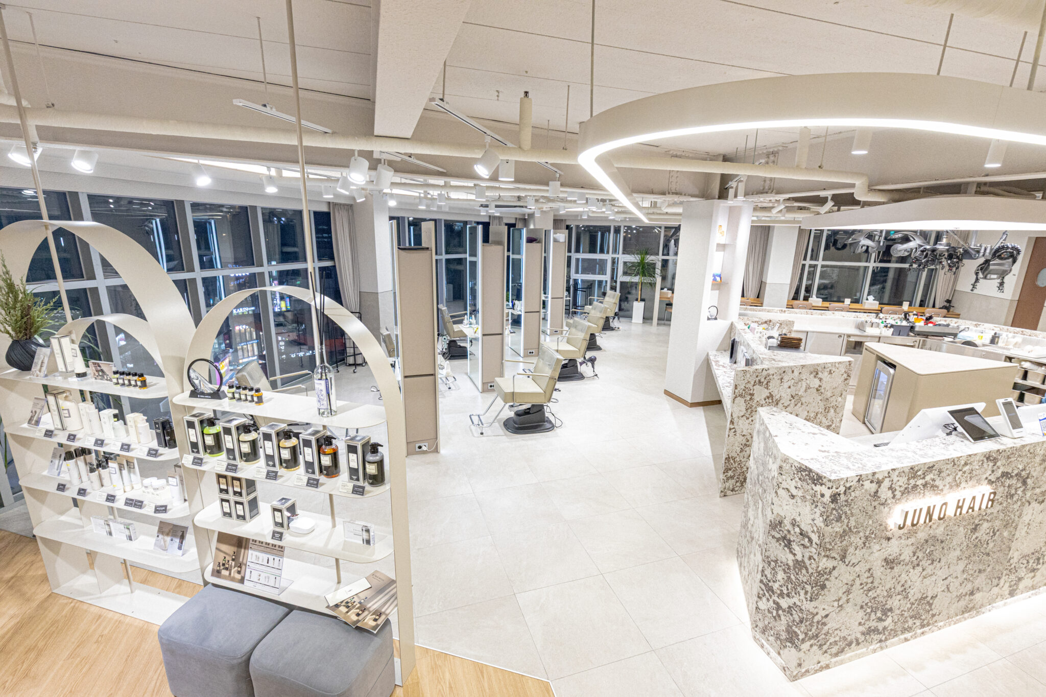 Salon image 5