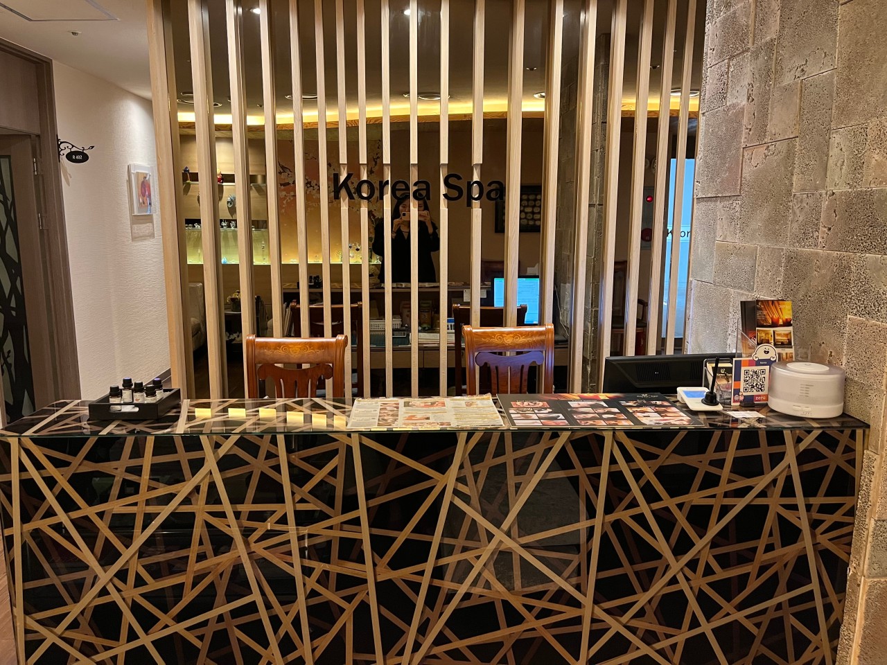 Salon image 4