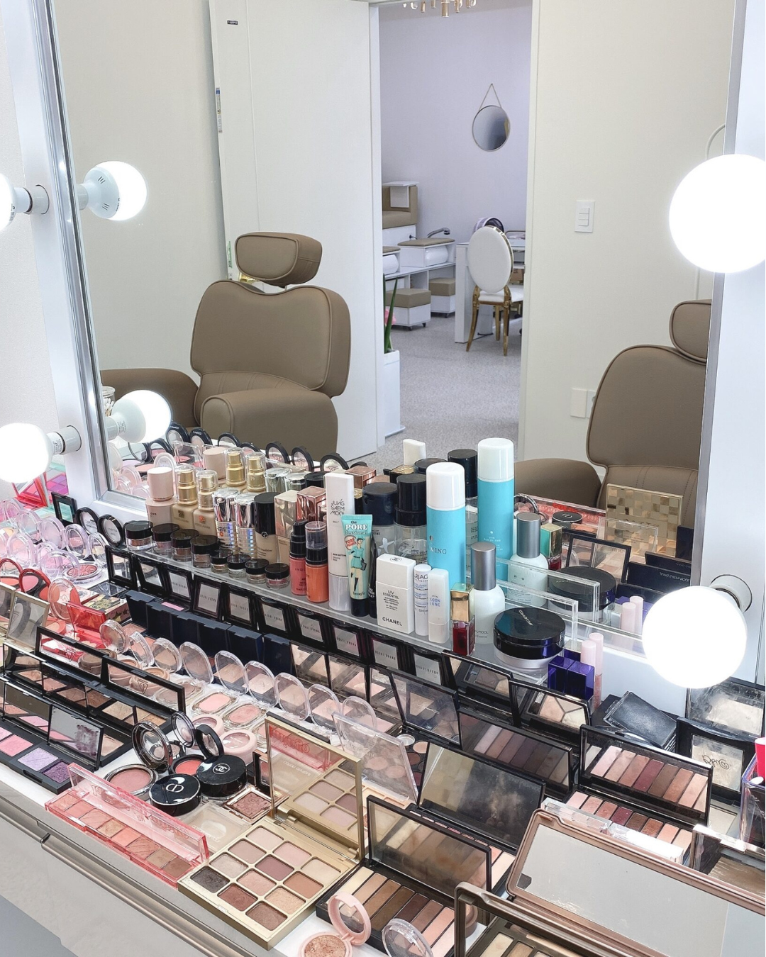 Salon image 4