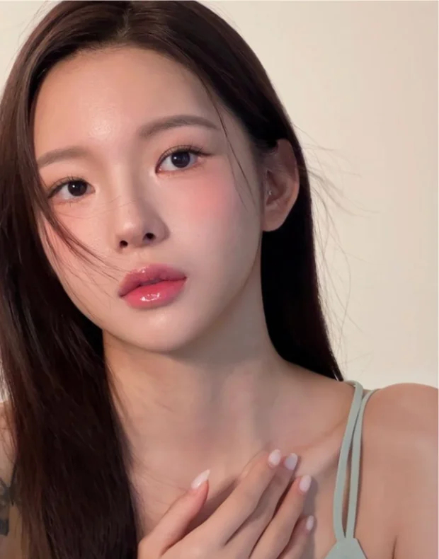 Natural Concept Photo Shoot + Hair and Makeup Package  2