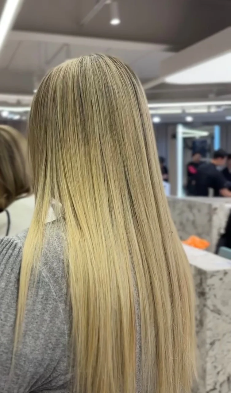 Bleaching (Damaged Hair) 1