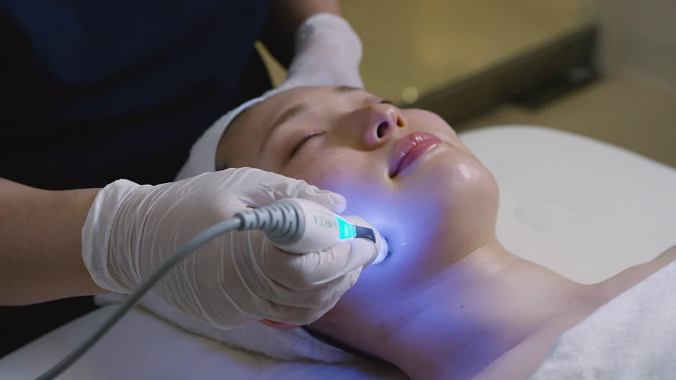 Signature K-Beauty Treatment (Full-Body Care + Facial Treatment) 1