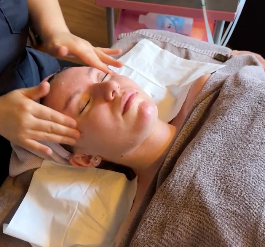 Small Facial Care 3
