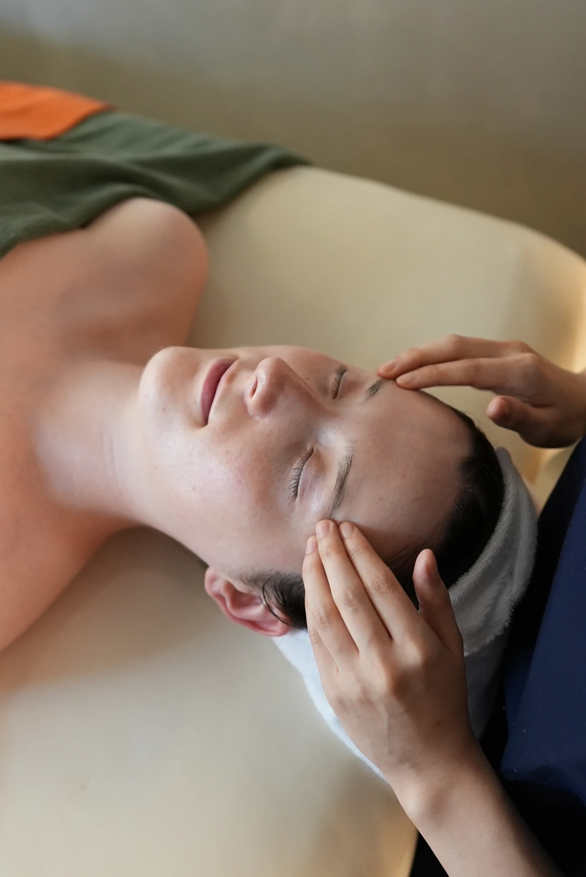 Small Face & Facial Symmetry Contouring 3