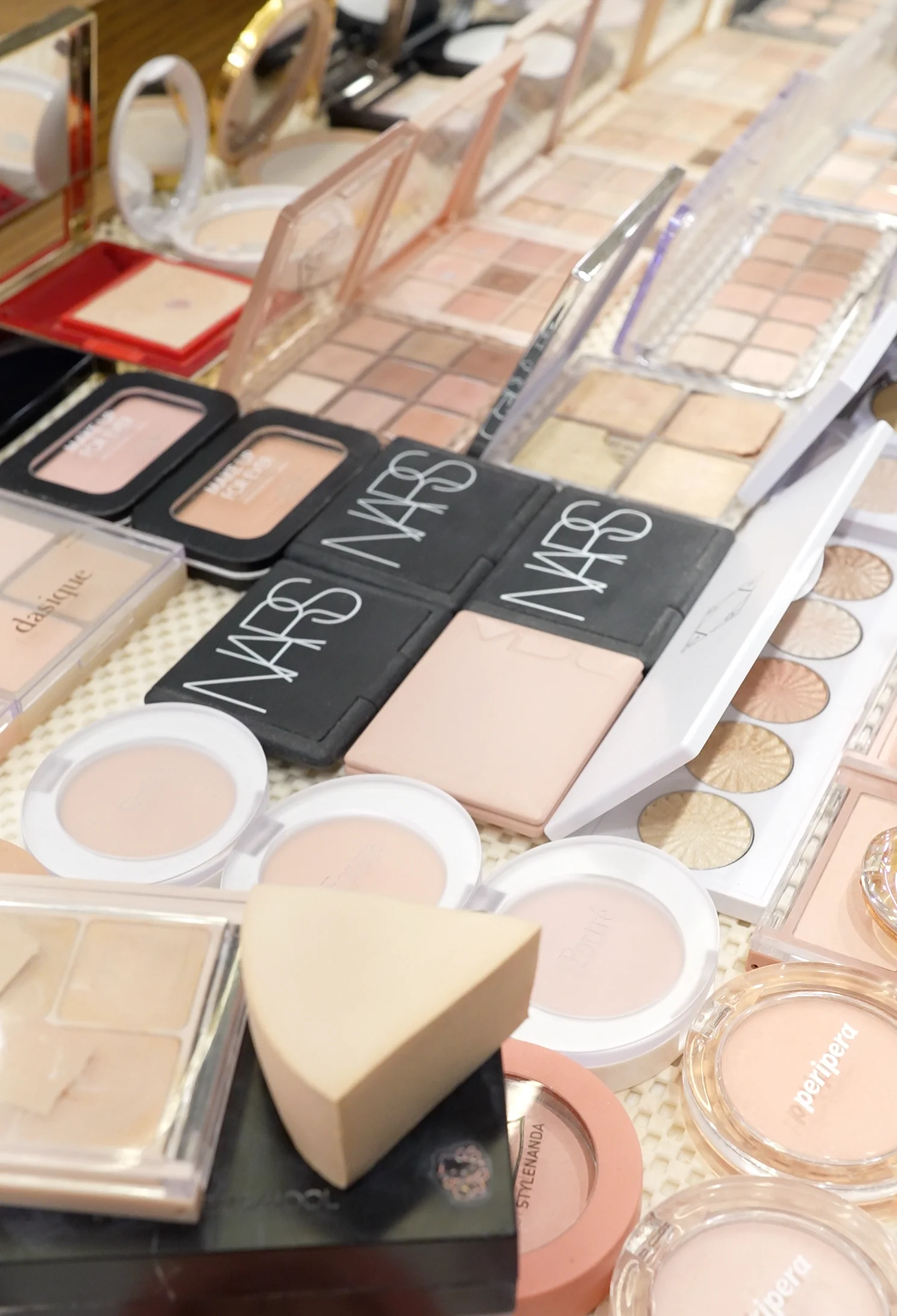 Makeup Service (Stylist) 1